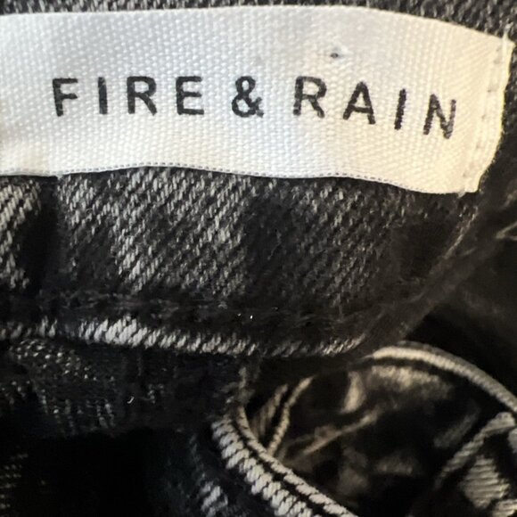 Wide Leg Fire & Rain Jeans Black Acid Wash Juniors Size 11 - Picture 3 of 12